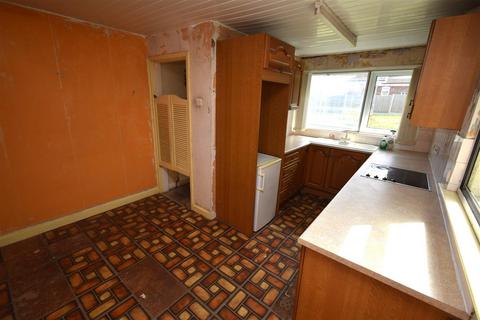 2 bedroom semi-detached bungalow for sale - Highgate, Bolton
