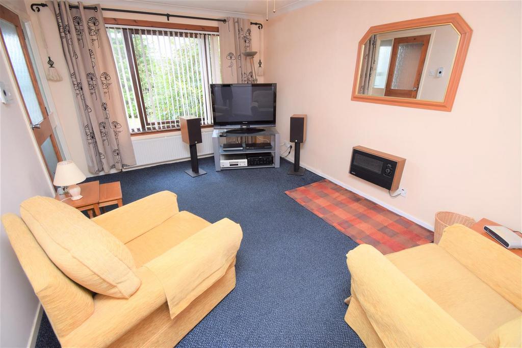 16 Highfield Avenue, Inverness 1 bed semidetached bungalow £138,000