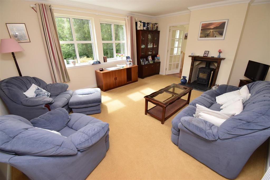 Rose Cottage, Fort Augustus 4 bed detached house for sale £420,000