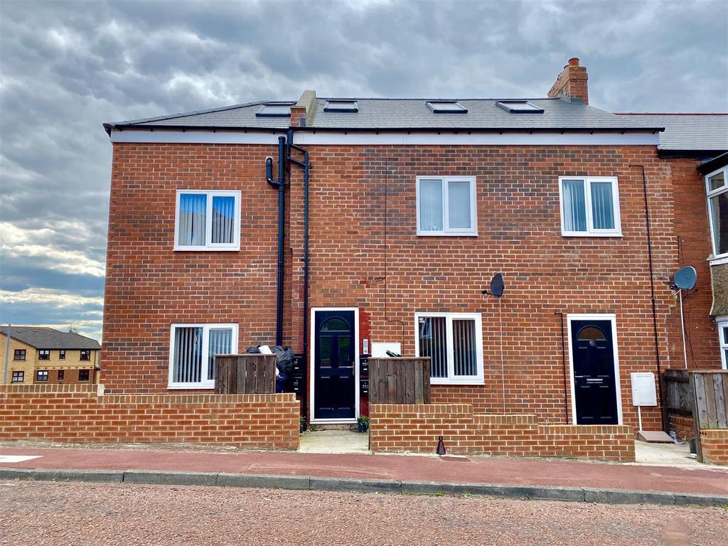 Deckham Terrace, Deckham, Gateshead 1 bed apartment £525 pcm (£121 pw)