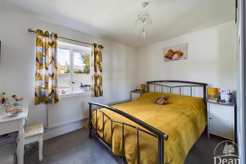 3 bedroom terraced house for sale, Barleycorn Square, Cinderford