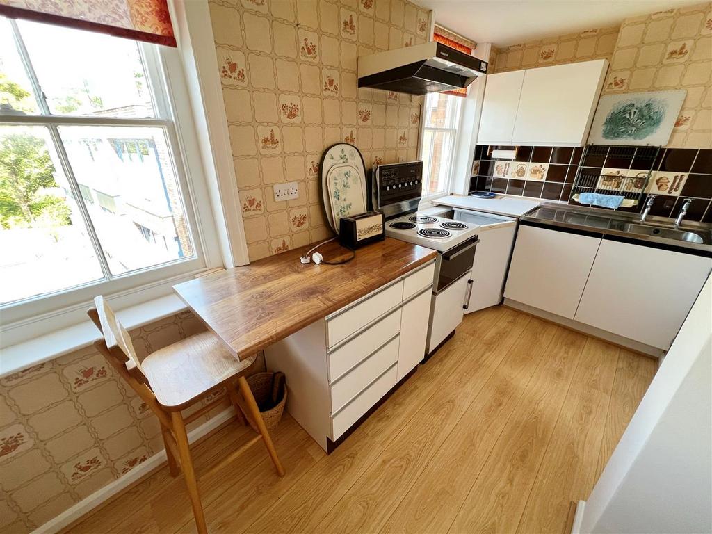 Kitchen.JPG