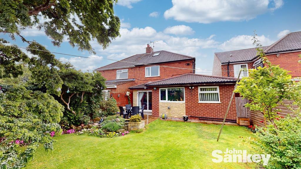 Westdale Avenue, SuttonInAshfield 4 bed semidetached house for sale