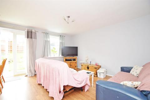 3 bedroom end of terrace house for sale, Wilfred Owen Close, Shrewsbury