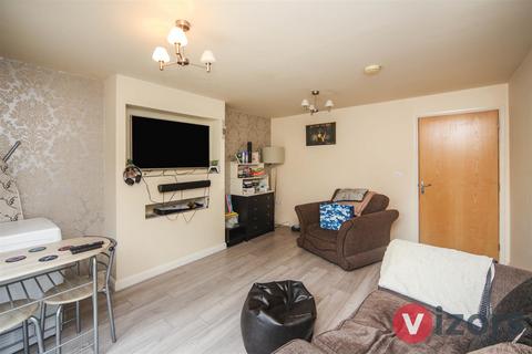 56 Gloucester Close, Redditch, B97 6AH