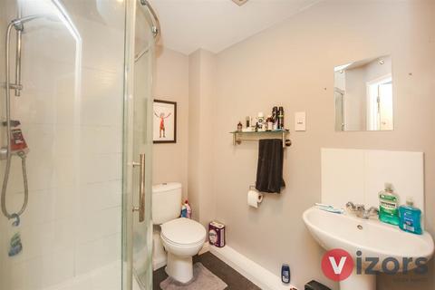 56 Gloucester Close, Redditch, B97 6AH