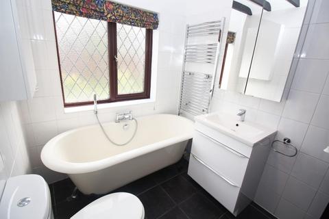 6 Shephall Green, Stevenage, SG2 9XR