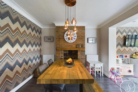 51 Knightsway, Leeds, LS15 7BP