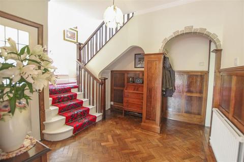 4 bedroom semi-detached house for sale, Woodland Road, Darlington