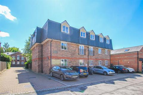 1 bedroom apartment for sale, Gresham Close, Brentwood