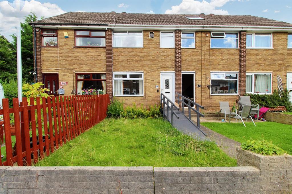 Lincroft Avenue, Dalton, Huddersfield, HD5 8DS 2 bed terraced house for