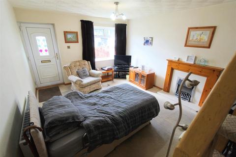 2 bedroom terraced house for sale, Lincroft Avenue, Dalton, Huddersfield, HD5 8DS