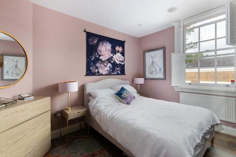 2 bedroom flat for sale, 21 Rosslyn Road, Twickenham TW1