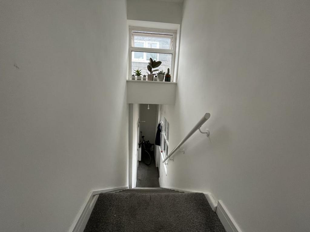 Hallway.jpeg