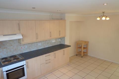 3 bedroom semi-detached house to rent, Tithe Avenue, Beck Row, Suffolk, IP28 8BZ
