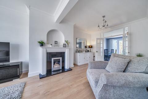 51 Abbotts Crescent, London, E4 9SA