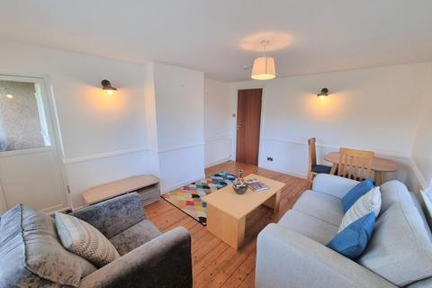 2 bedroom flat to rent, Morrison Drive, Garthdee, Aberdeen, AB10