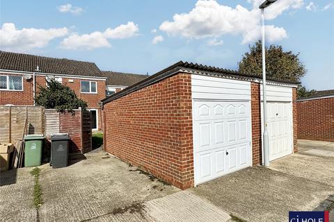 3 bedroom terraced house for sale, Saffron Close, Gloucester, GL4