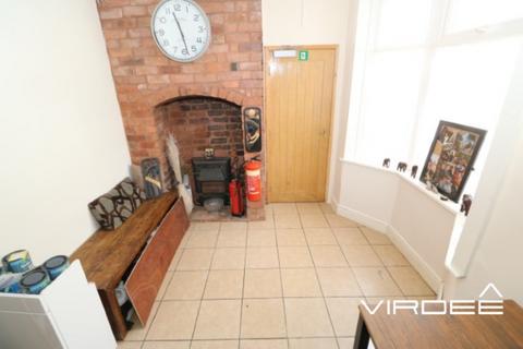 4 bedroom end of terrace house for sale, St. Matthews Road, Smethwick, West Midlands, B66