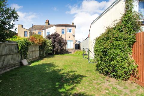 3 bedroom end of terrace house for sale - Bower Road, Hextable, Kent, BR8