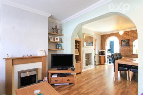 3 bedroom end of terrace house for sale - Bower Road, Hextable, Kent, BR8