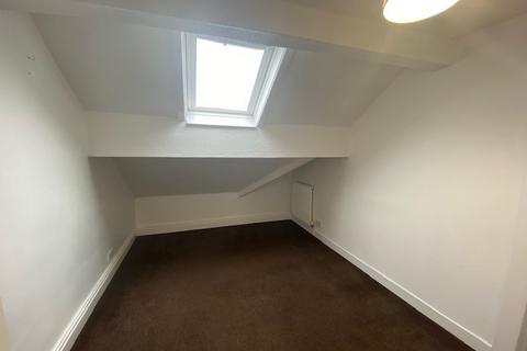 1 bedroom flat to rent - LIGHTBURNE AVENUE FY8