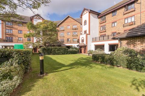 1 bedroom apartment to rent - Regents Court, Sopwith Way, Kingston upon Thames, KT2