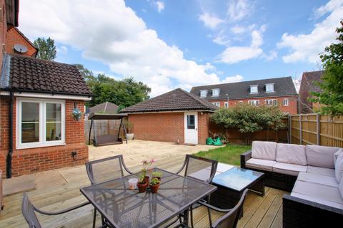 4 bedroom detached house for sale - North Baddesley, Southampton