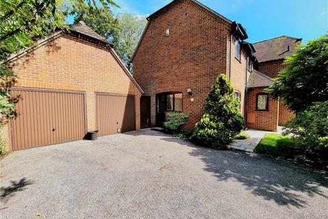 4 bedroom detached house to rent, Southfield, Aldbourne, Marlborough, Wiltshire, SN8