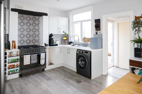 19 Stapley Road, Belvedere, DA17 5JP