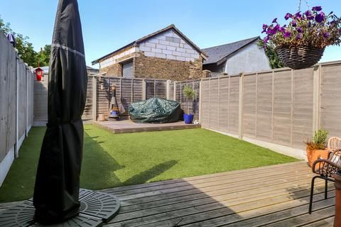 19 Stapley Road, Belvedere, DA17 5JP