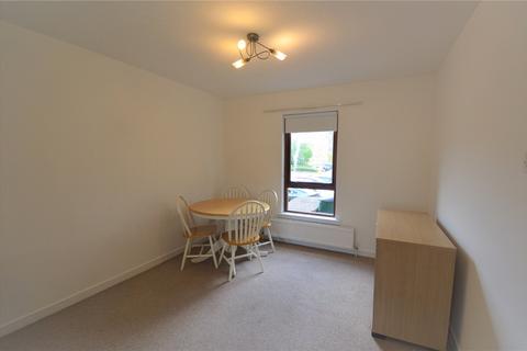 2 bedroom property to rent - Sienna Gardens, Edinburgh, EH9