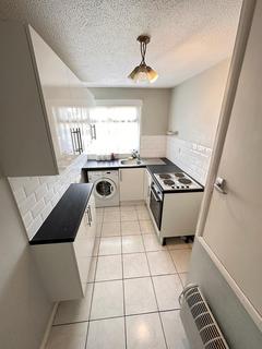 1 bedroom flat for sale, Hilton Road, Canvey Island