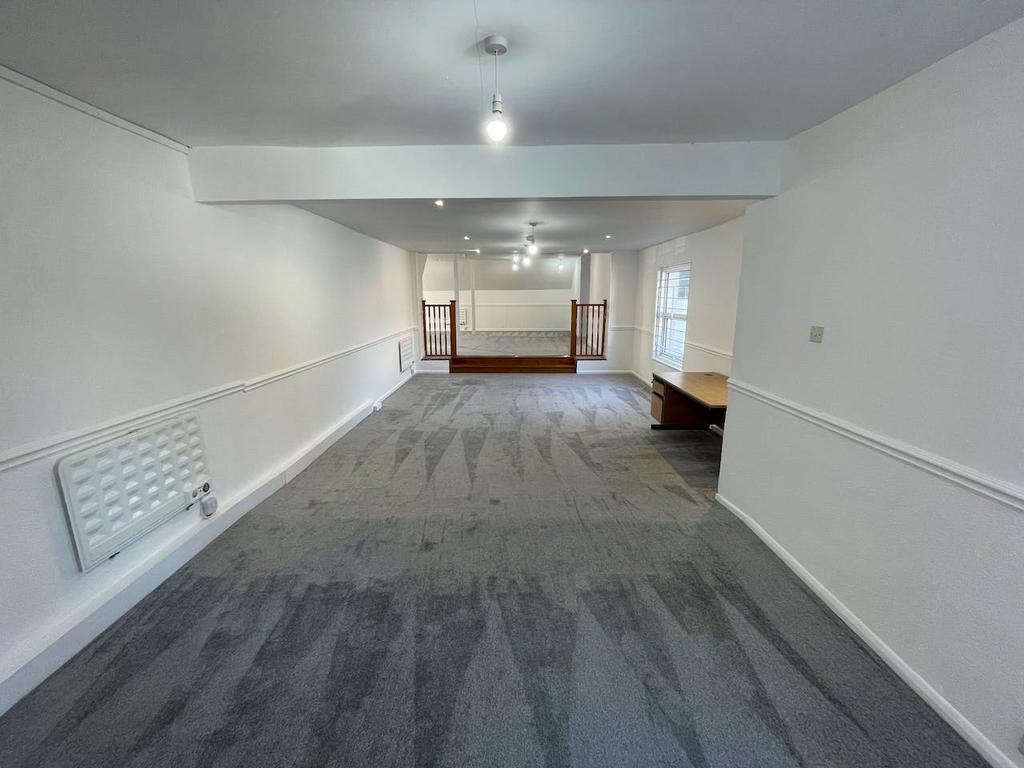 Internal 1.jpg