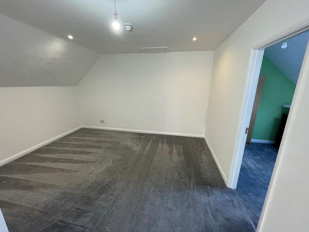 Internal 4.jpg