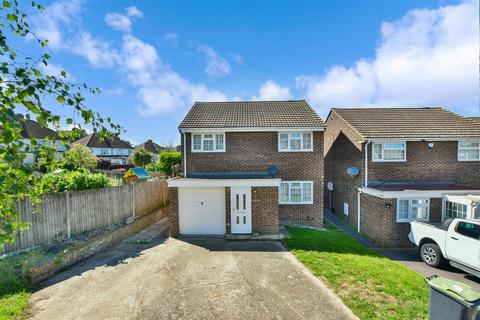 8 Bronte Close, Larkfield, Aylesford, ME20 6UT