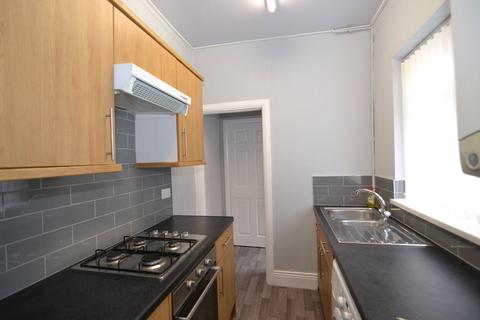 2 bedroom apartment to rent, Belford Terrace, North Shields, NE30