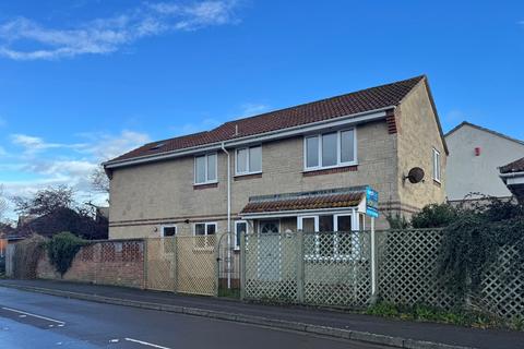15 Pinter Close, Burnham-on-sea, TA8 1JN