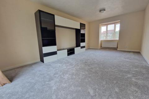 15 Pinter Close, Burnham-on-sea, TA8 1JN