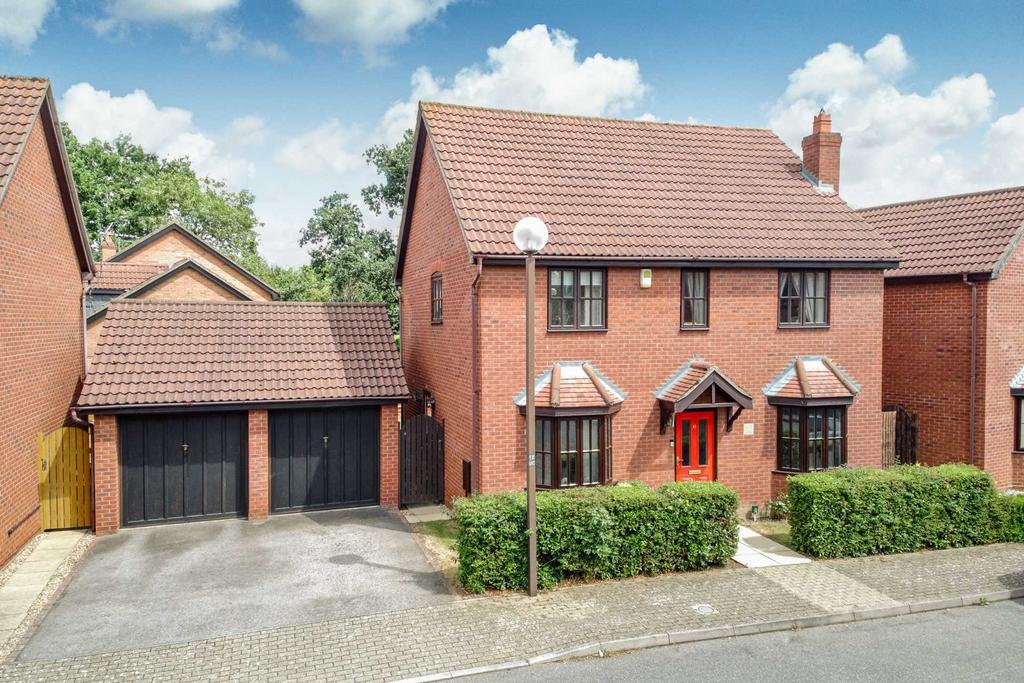 Upperwood Close, Milton Keynes MK5 4 bed detached house for sale £600,000