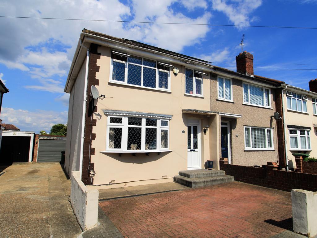 Maybank Avenue, Hornchurch RM12 3 bed end of terrace house for sale £450,000