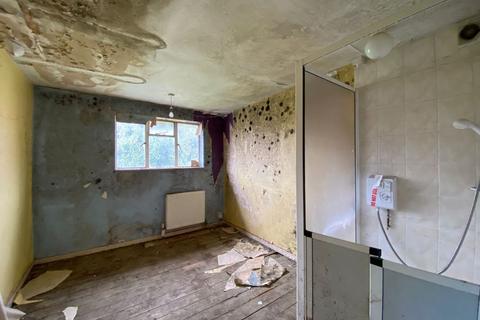 8 Bridgend Road, Enfield, EN1 4PD