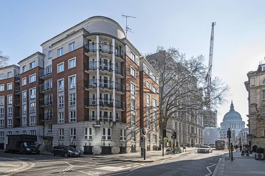 Little Britain, Clerkenwell, London... 2 bed flat for sale £750,000