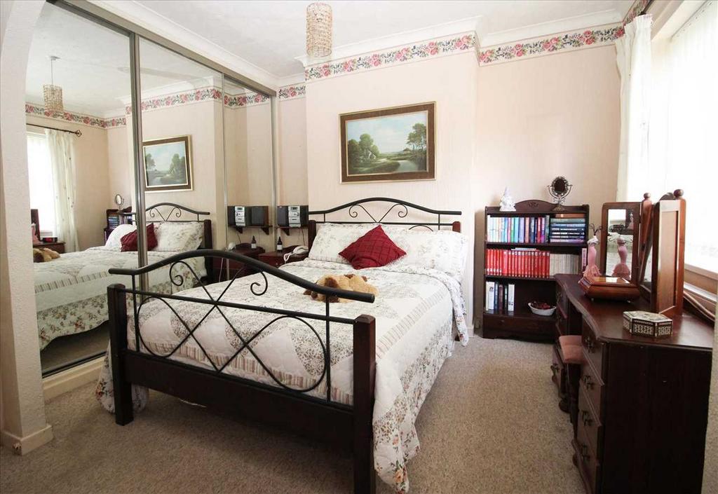 Bedroom (Front)