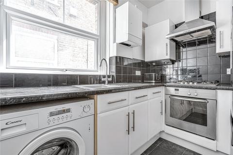 2 bedroom flat to rent, Vera Road, London