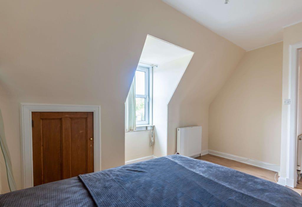 Apartment in Edinburgh - More