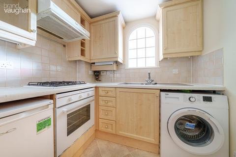 1 bedroom flat to rent, Collingwood Court, The Strand, Brighton, BN2