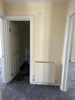 3 bedroom flat to rent, Lodge Avenue, Dagenham, Essex, RM9