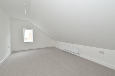 2 bedroom flat for sale, Richmond Avenue, Abbey Fields, Bognor Regis, West Sussex
