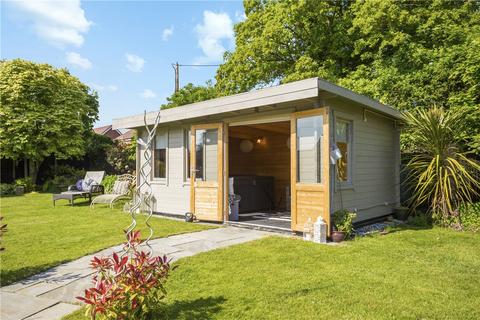 11 Farriers Field, Upavon, Pewsey, SN9 6NW
